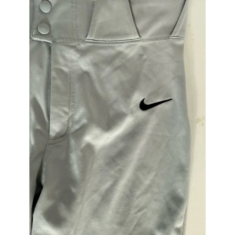 ✅ Nike Sportswear  Men's Size Small Short Baseball Pants. Gray. EUC ✅